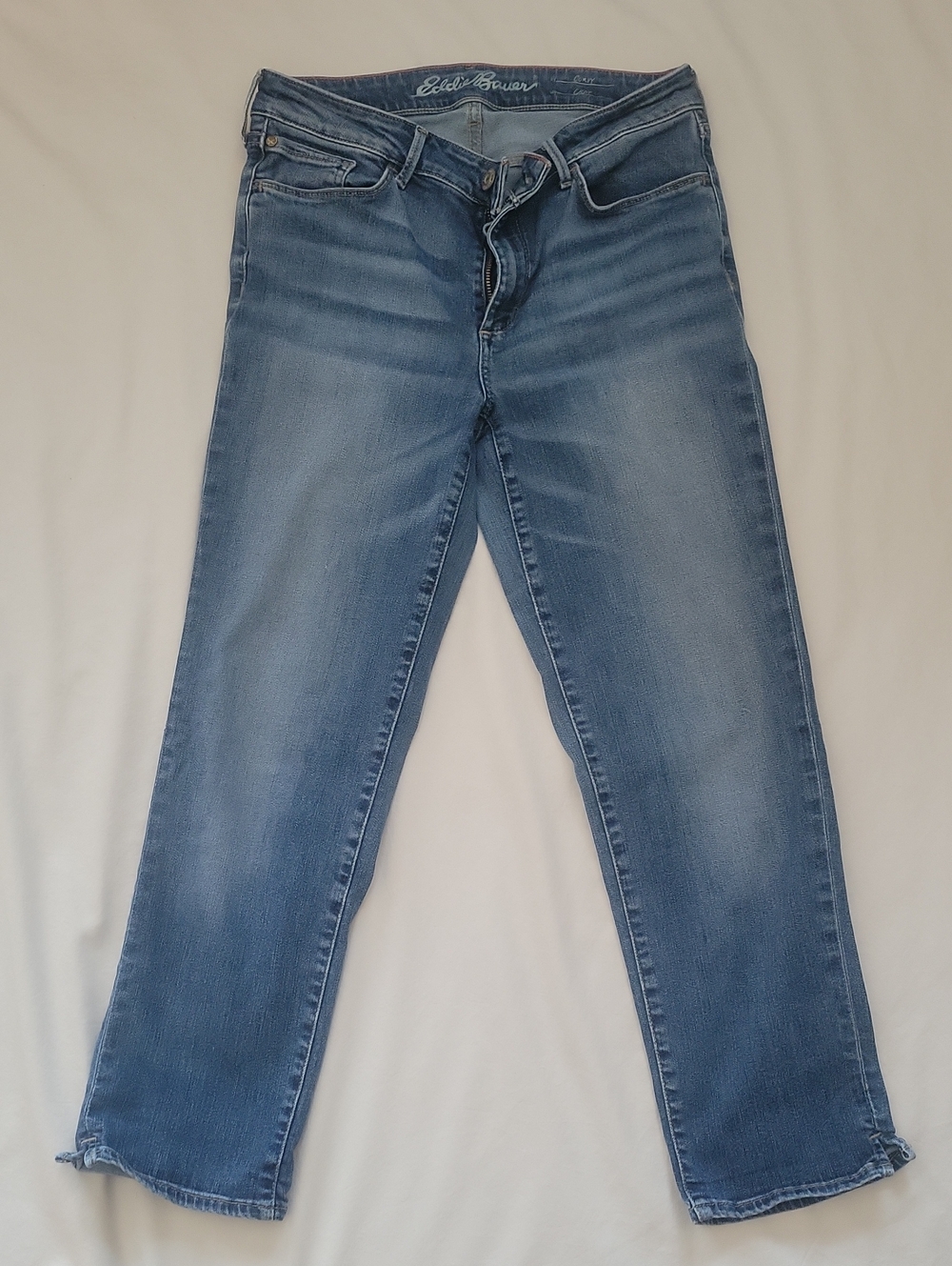 Eddie Bauer Women's Light Blue Curvy Cropped Jeans
